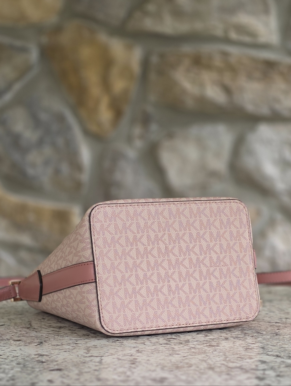 Michael Kors Kimberly Small Logo Pink Bucket Crossbody - Picture 4 of 7